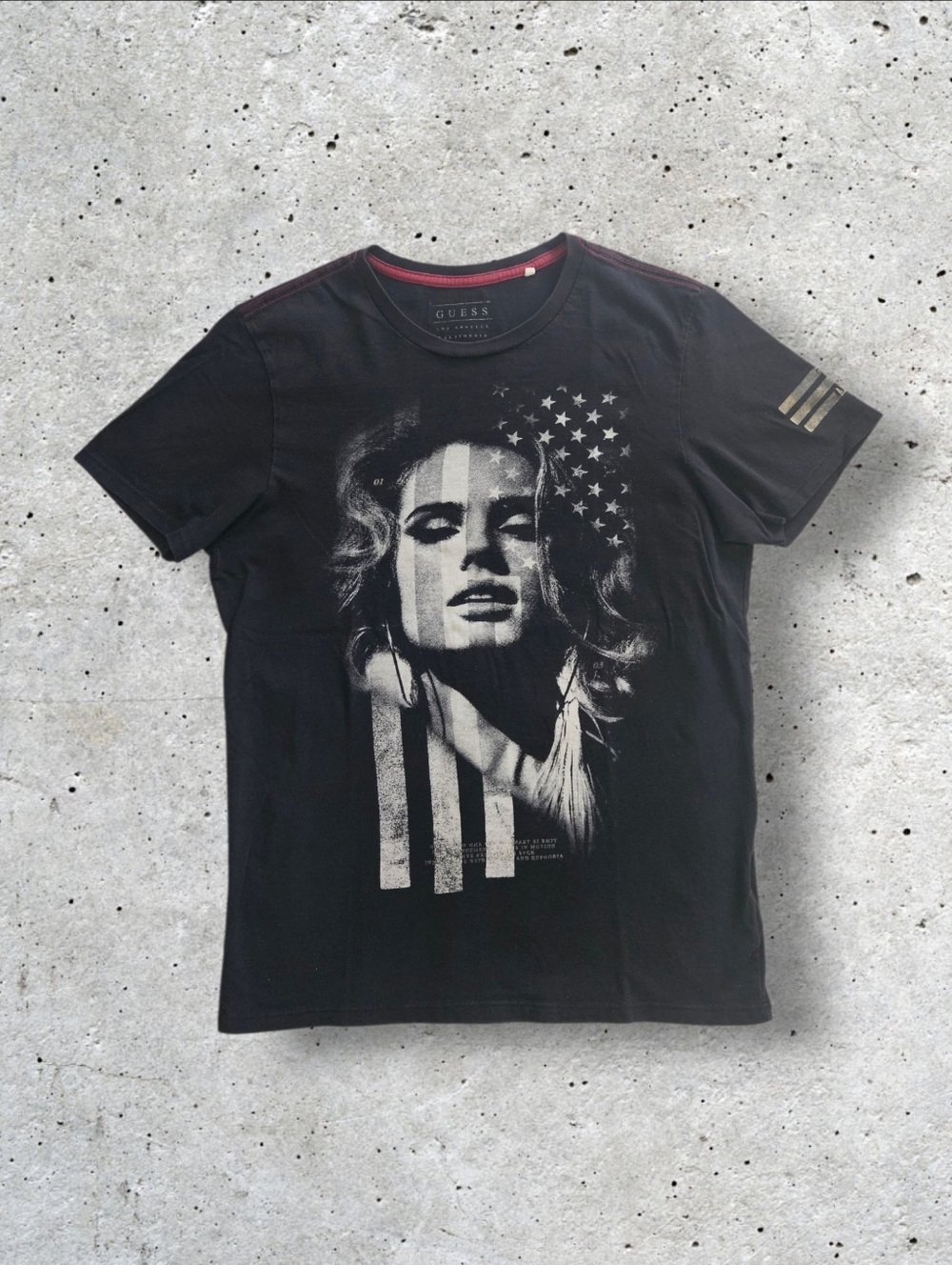 GUESS Black Graphic Tee